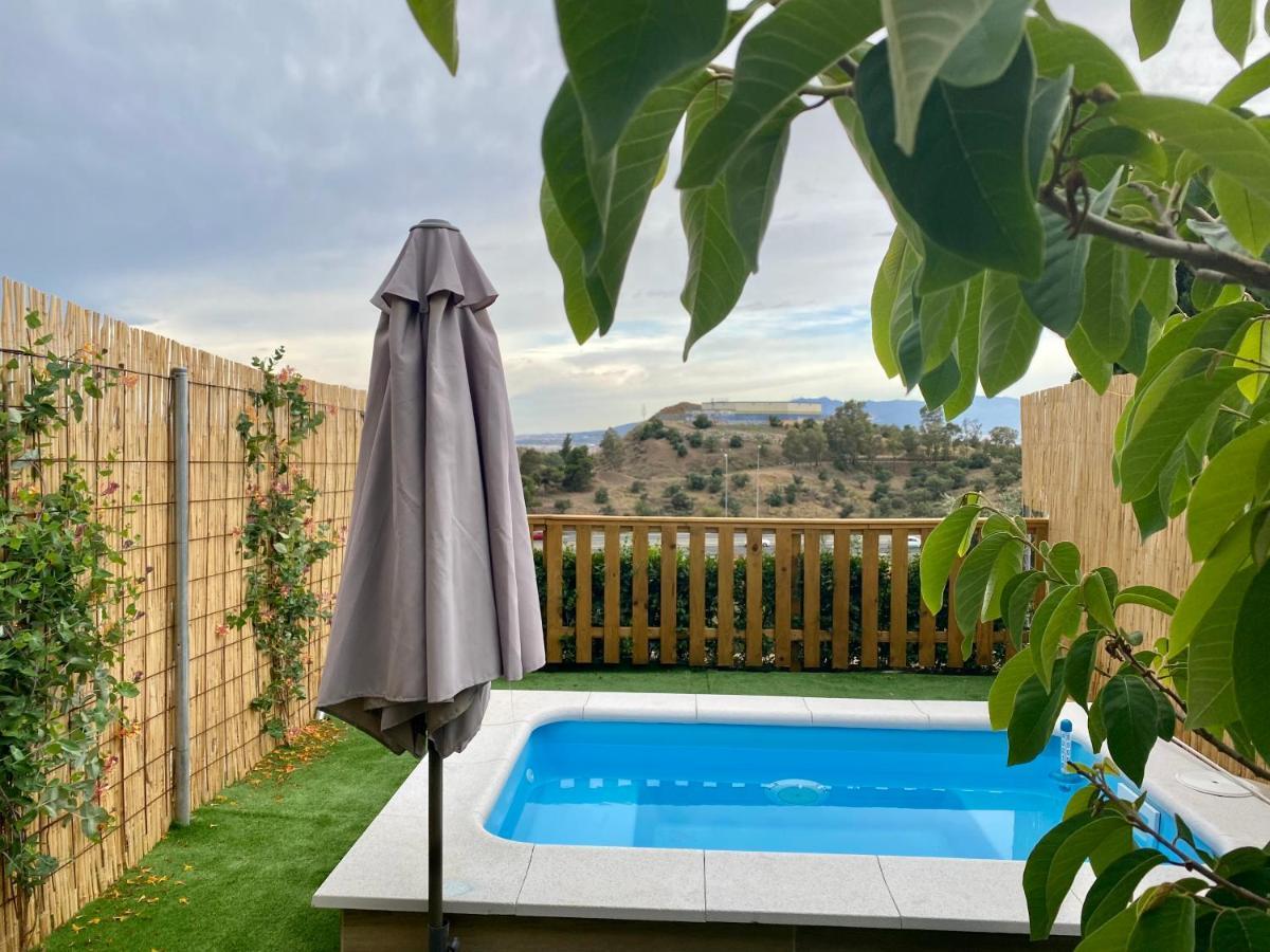 Suite Breeze - Private Heated Pool マラガ エクステリア 写真